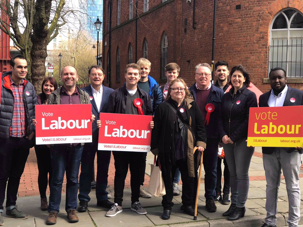 Fab turnout today for @Maarcussss in Deansgate - thanks everyone who's come along to help! #3Votes4Labour 🌹🌹🌹