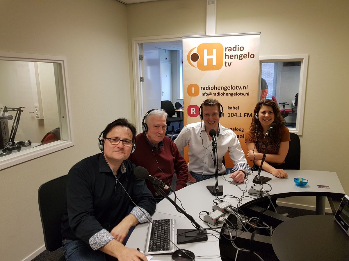 Vanochtend te gast bij <a href="/RadioHengeloTV/">Radio Hengelo TV</a> om te praten over <a href="/Garage2020/">Garage2020</a> met een uitnodiging voor de <a href="/gemeentehengelo/">Gemeente Hengelo</a> en gesproken over de #vghackaton 

radiohengelotv.nl/radiogemist/ov…
Goedemorgen Hengelo, 14-4-2018 om 11.00uur
Tijd: 42.22 min