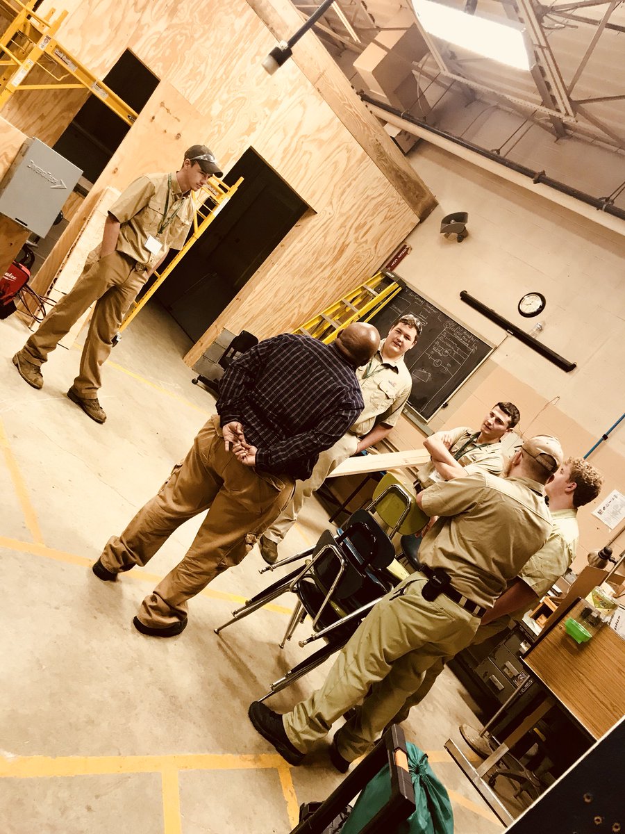 nescorpusa's tweet photo. Gearing up for the the 2018 SkillsUSA Competition ... Good luck contestants!!! 
More pictures to come 📸!!!! 
#SkillsUSA2018 #MTEC https://t.co/IXjWBj0vJ0