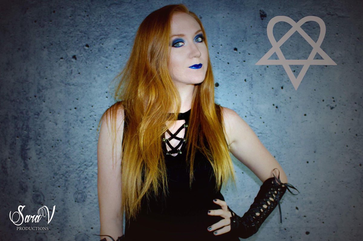 HimTributeUSA's tweet photo. #Heartagram #LoveMetal #HeartagramAtributeToHim #Live #HimTributeUSA #BeReady2018 ๐บ๐ธ ๐ค ๐ซ๐ฎ https://t.co/WxHsd6r7DD