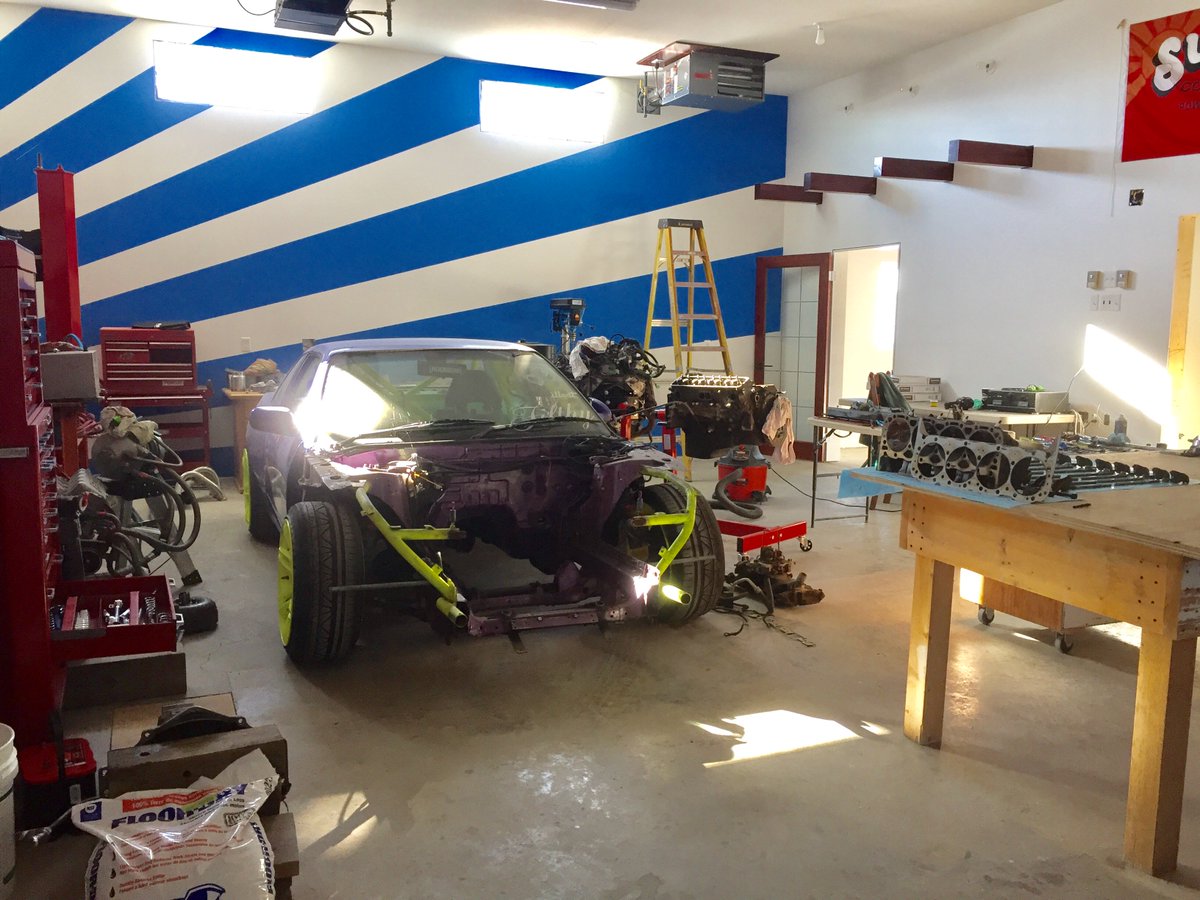 thincstuff's tweet image. Another dream about drifting. #perfect