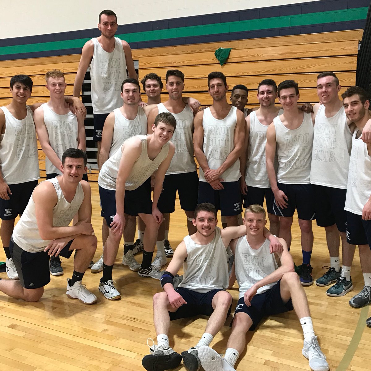 CHAMPIONSHIP SATURDAY!! <a href="/endicottmvb/">Endicott Men's VB</a> heading for their 6th straight ‘ship! Free tank giveaway! 2pm #packthemac  #nosleevesnoproblem
