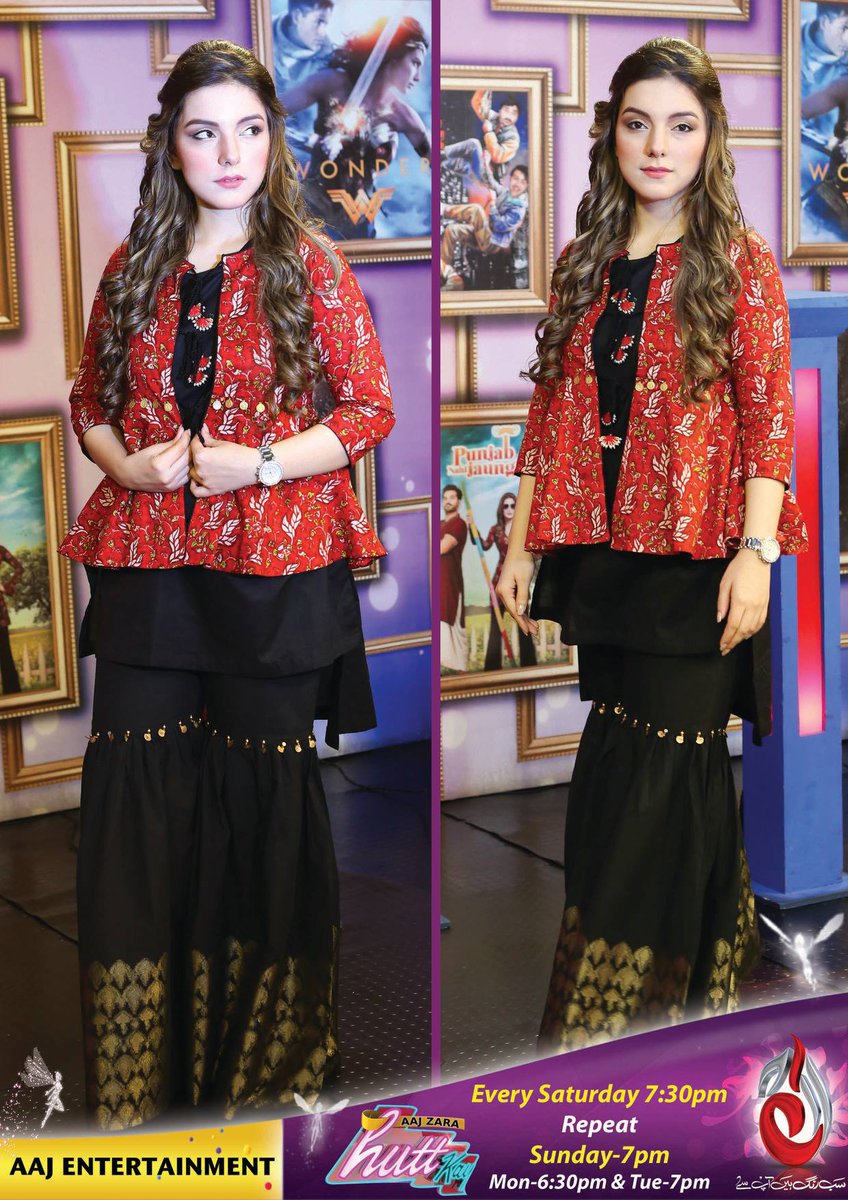 AajEntertains's tweet photo. Behind the Scenes of Today’s “AAJ ZARA HUTT KAY” with Sabahat Sarhandi
Every Saturday 7:30pm &amp; Repeat on Sunday 7pm - Tuesday 7pm &amp; Thursday 7pm only on Aaj Entertainment... <3 
#aajzarahuttkay #Saturday730pm #Monday630pm #Tuesday7pm #Thursday7pm #tonight730pm #Sabahatsarhandi https://t.co/9t1nr7HdCv