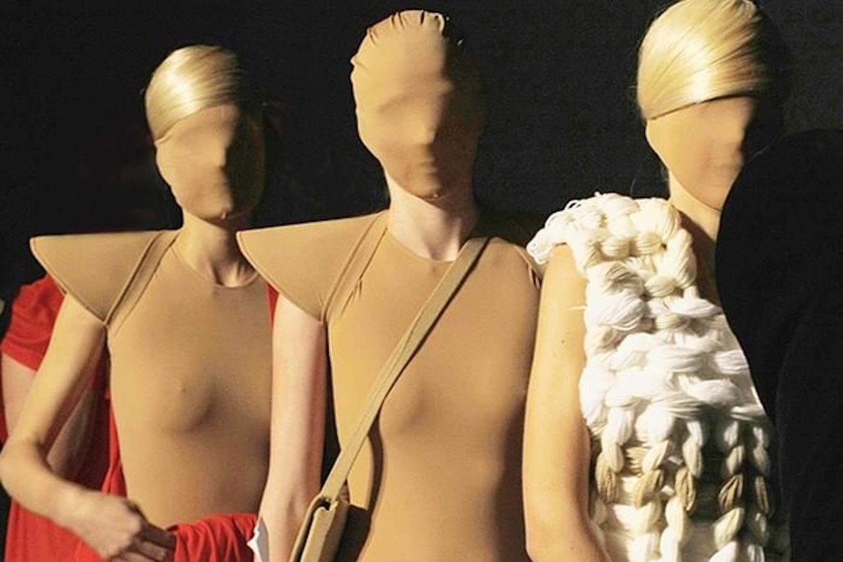 À faire ce week-end à #Paris : l'exposition sur les années Hermès de Martin Margiela, sur laquelle je reviens pour Antidote bit.ly/2vfKXuU