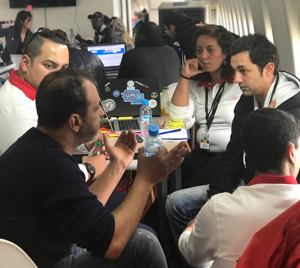 royalairmaroc's tweet photo. Brainstorm et benchmarks pour trouver des idées encore plus innovantes et créatives #RAM747 #Hackathon #OpenInnovation https://t.co/otxrUOgRaz