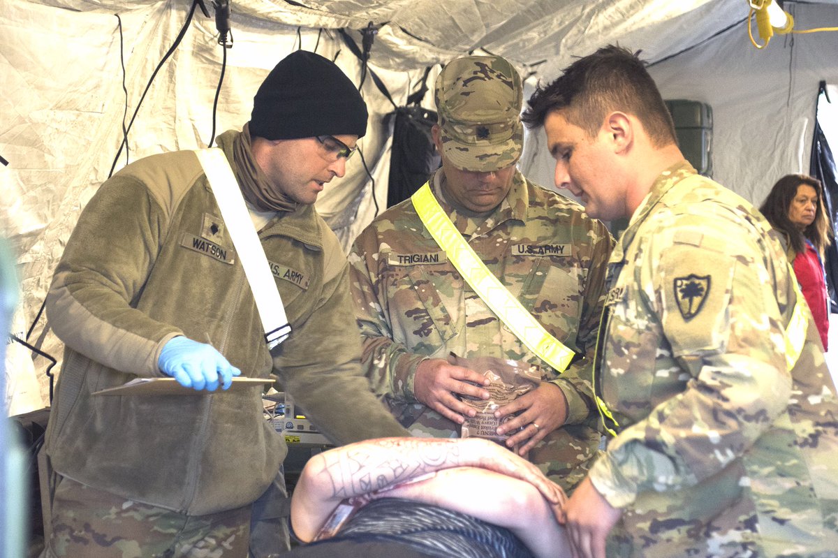 SCNationalGuard's tweet photo. #sctweets Taking a look back at an outstanding week of #SCGuard joint training for domestic response- it’s about partnerships &amp; interoperability.  #TeamSC @USNationalGuard #GuardianResponse18 @USArmyNorth https://t.co/xnfrT2fvWL