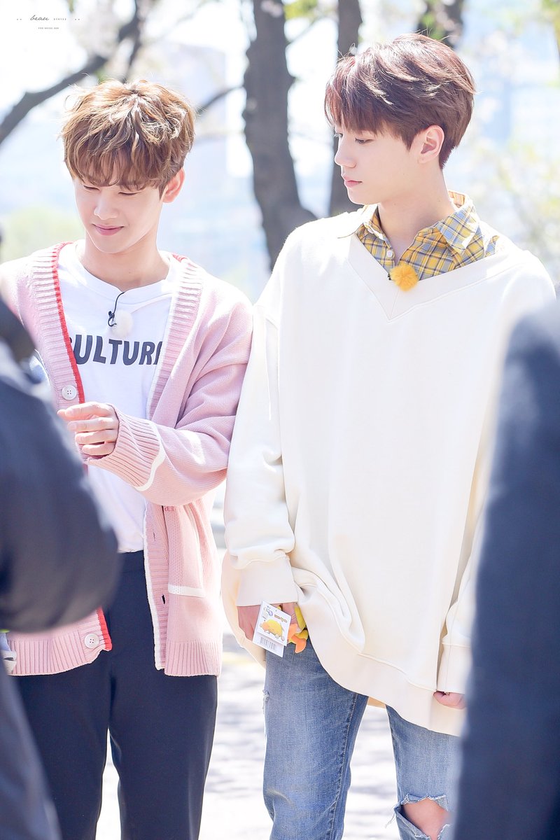 ilestbeau970122's tweet photo. [HQ] 180411 연예가중계

봄이 너무 좋다ㅠㅠㅠㅠㅠㅠ
@JuN97L 

#이준영 #더유닛 #유키스 #준
#UKISS #JUN #UNB #유앤비 #BOYHOOD https://t.co/HYcaqseE7N