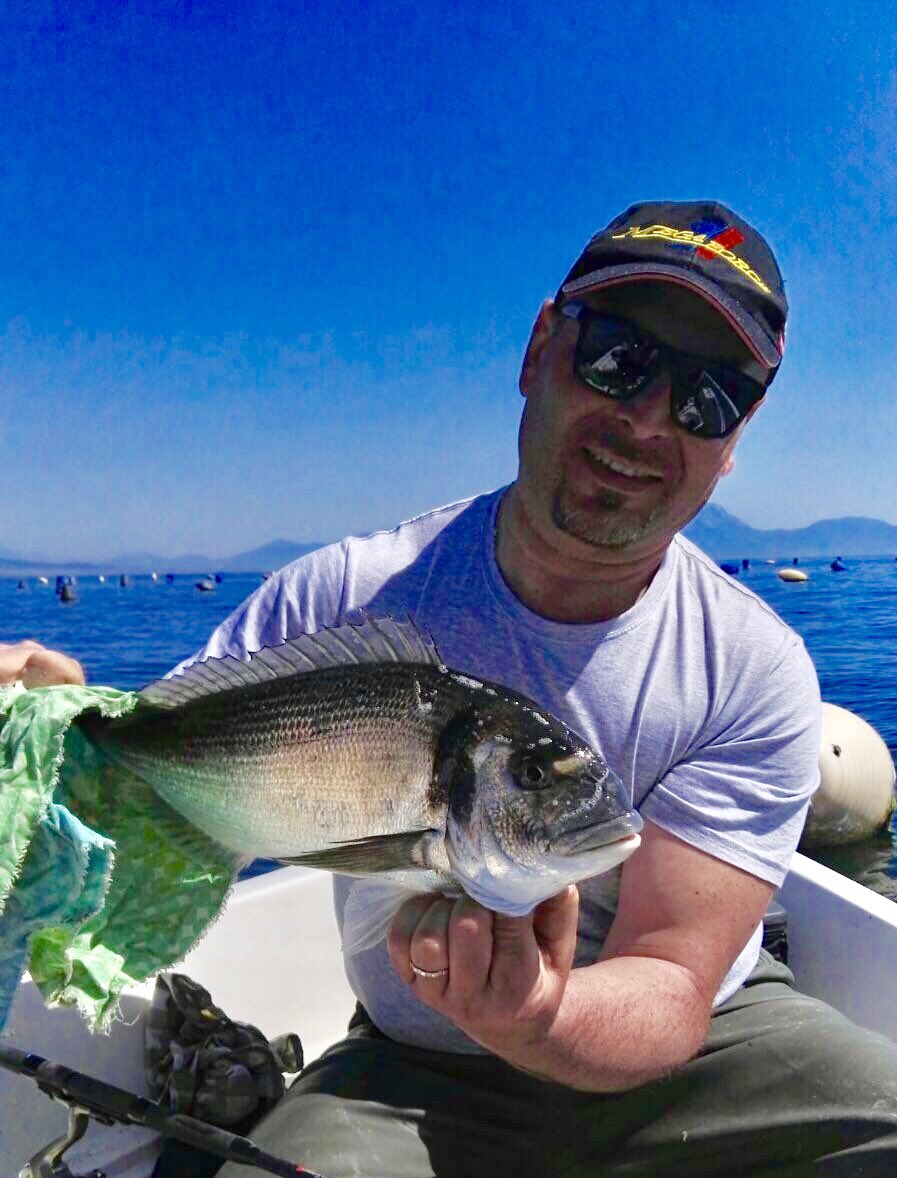 robertoguida070's tweet photo. @MikePrezioso70 Buongiorno michele , siamo amici di Ciro Serafino Obiettivo pesca . Ci hai infettato l oratite https://t.co/qnna1NdMhE