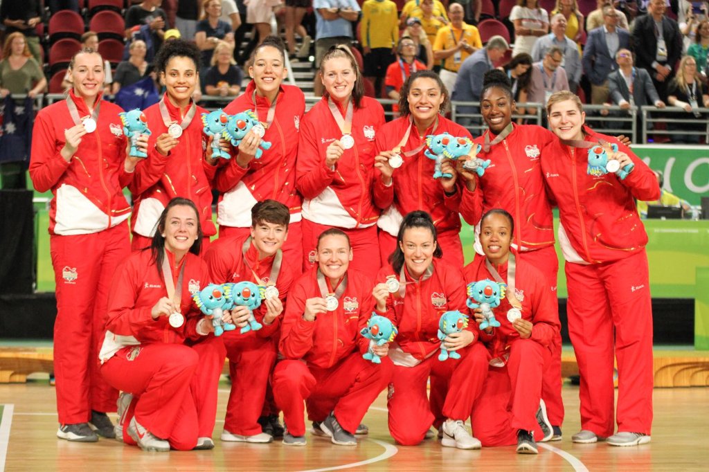 T E A M  E N G L A N D 🏴󠁧󠁢󠁥󠁮󠁧󠁿🏀

Here are the 2018 Commonwealth Games Silver Medallists!

Inspirational. Incredible. What an achievement!

#GC2018Basketball  
#TogetherWeAreBasketbALL