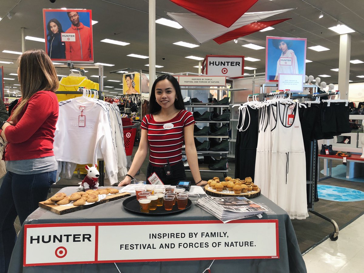 very successful launch day here at T1467! 🎒