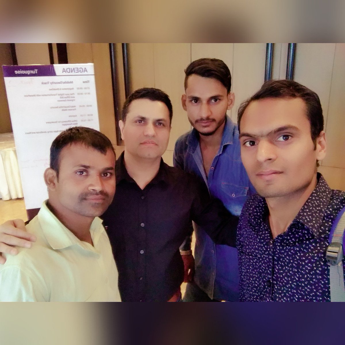 DpkTewatia's tweet image. #NewProfilePic with @mcbeniwal @harishchand314 @naveenc860 at #CsharpCon18 @CsharpCorner