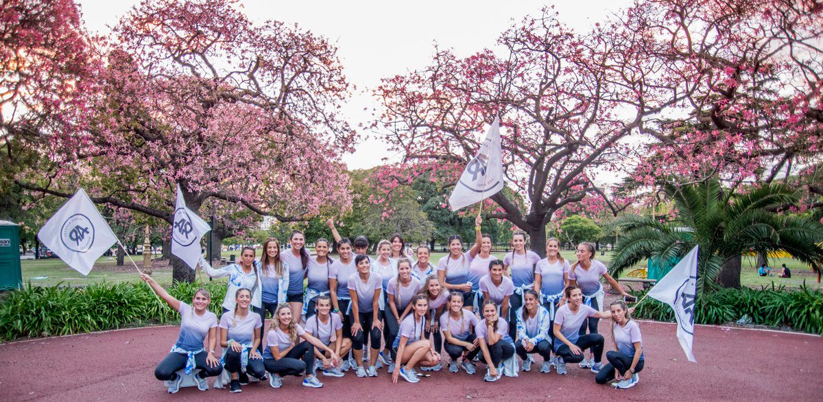 triamax's tweet photo. #hoyseentrena Una jornada de entrenamiento pensado para mujeres con las nuevas #UltraBOOSTx de @adidasrunning te lo contamos aca https://t.co/20Mn5cHnql https://t.co/N8jGBBVBuN