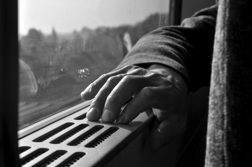 Check on vulnerable friends, neighbours &amp; family members to find out if they are experiencing any weather-related difficulties. #CityofTO