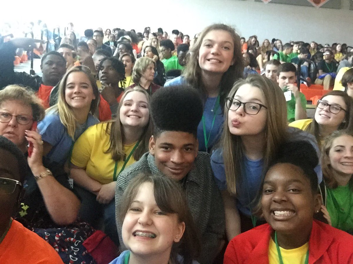 themntnsrcallin's tweet photo. Ready for the closing ceremony at #slc18! #truckernation is ready to light the fire of leadership! @GoCHSTruckers #vhslslc18 https://t.co/1oBKfVnood