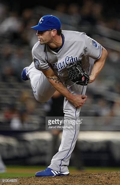 Happy Birthday to former Kansas City Royals player Kyle Farnsworth(2009 - 2010) who turns 42 today! 