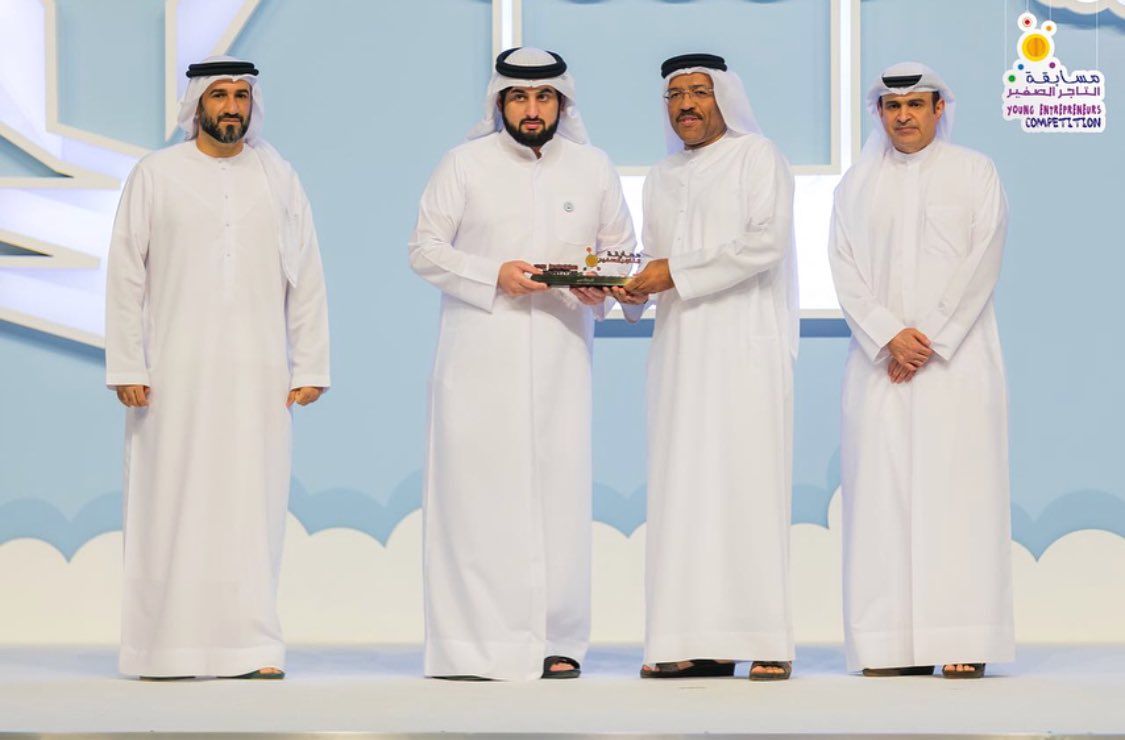YECUAE's tweet photo. نقدم شكرنا إلى جميع الشركاء والجهات الداعمة لمسابقة التاجر الصغير لمساهمتهم في إعطاء الشباب الفرصة للعمل نحو تحقيق أحلامهم

Thank you to all of our sponsors who made this happen and took a part in supporting our young entrepreneurs.

 @dubaipolicehq https://t.co/RJXieOQGH5