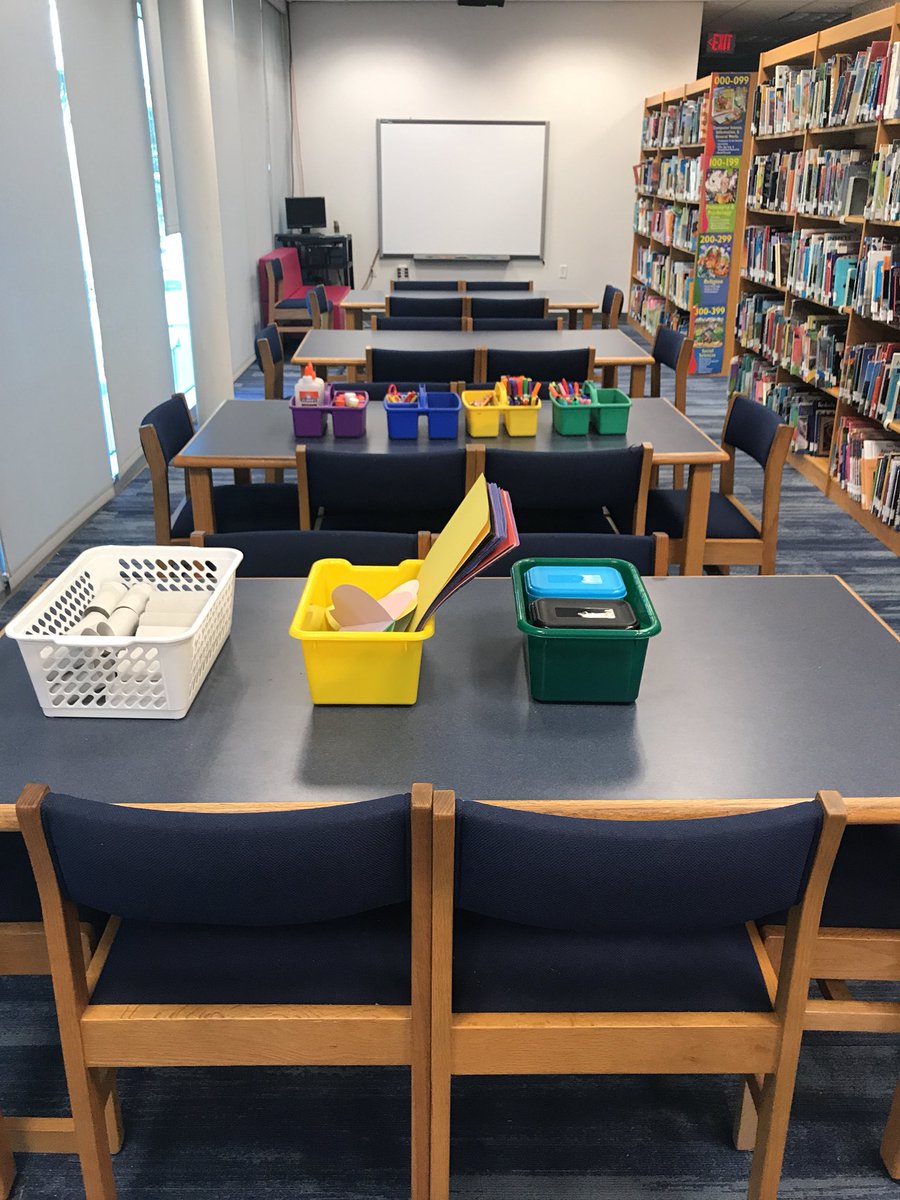 joan_a_murphy's tweet image. Open Library this morning! The books are waiting for you! And there’s a craft! We’ll be here until 11:30. #CISReads #CISInspires