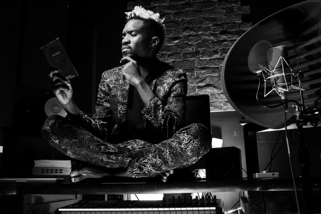 IamApass's tweet photo. Today I visited a doctor and I discovered a few disturbing facts about myself but one fact stood out and I would like to share it with you guys, the doctor said i am so beautiful. https://t.co/wOsJMEzGkB