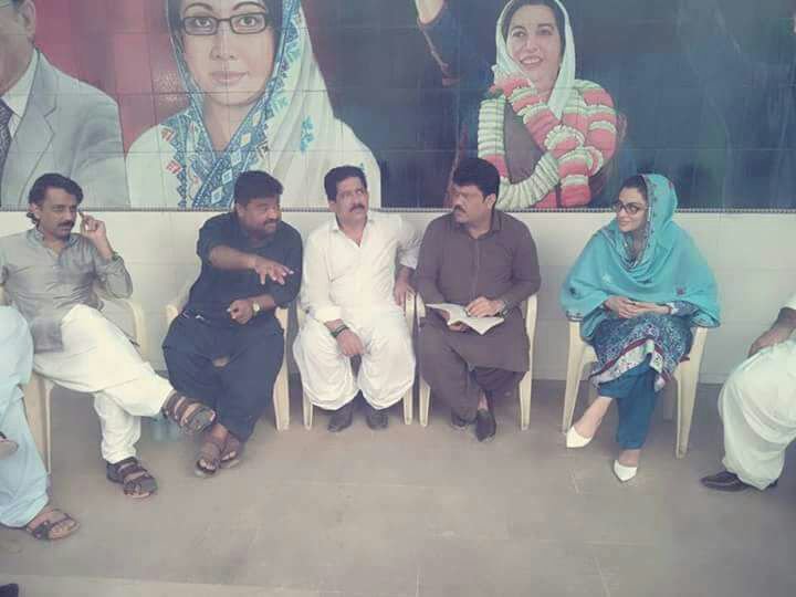 ppp_saamir's tweet photo. #SecretaryGeneral #khiDivision #JavedNagori #President #DistSouth #KhalilHoat #SecretaryGeneral #DistrictSouth #KaramullahWaqasi #InfSecretary #NadiaGabol chaired a meeting for All City Area's of District South about 22 April Chairman #Bilawal_Bhutto_Zardari https://t.co/IGqOcQP8jR