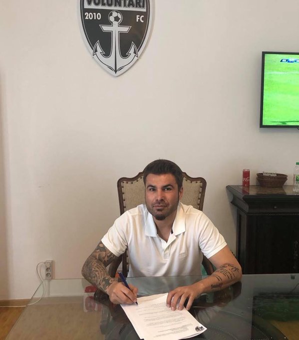 View image on Twitter