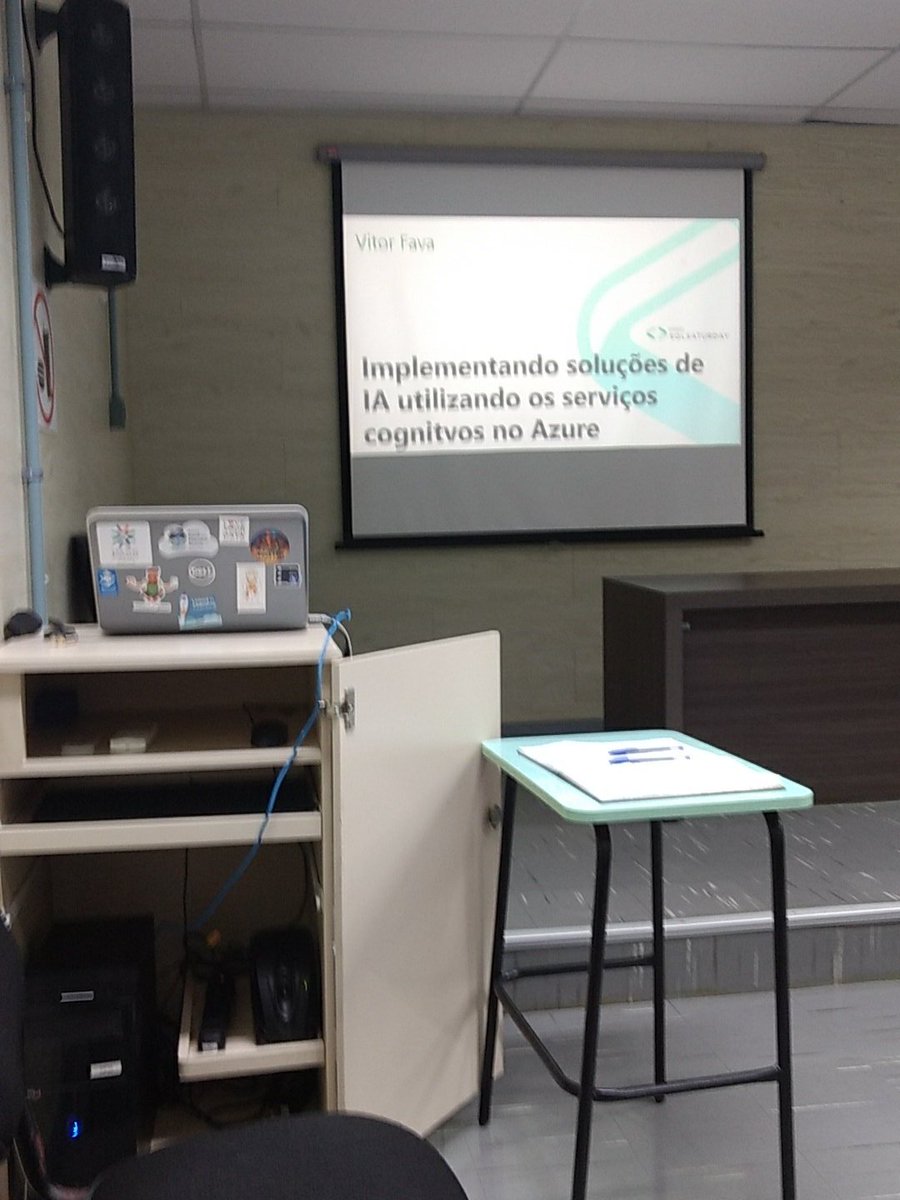 Willy_Nosferatu's tweet photo. E começou. O PPT abriu:) #sqlsat718 #sqljoinville https://t.co/ANBzXcpBHZ