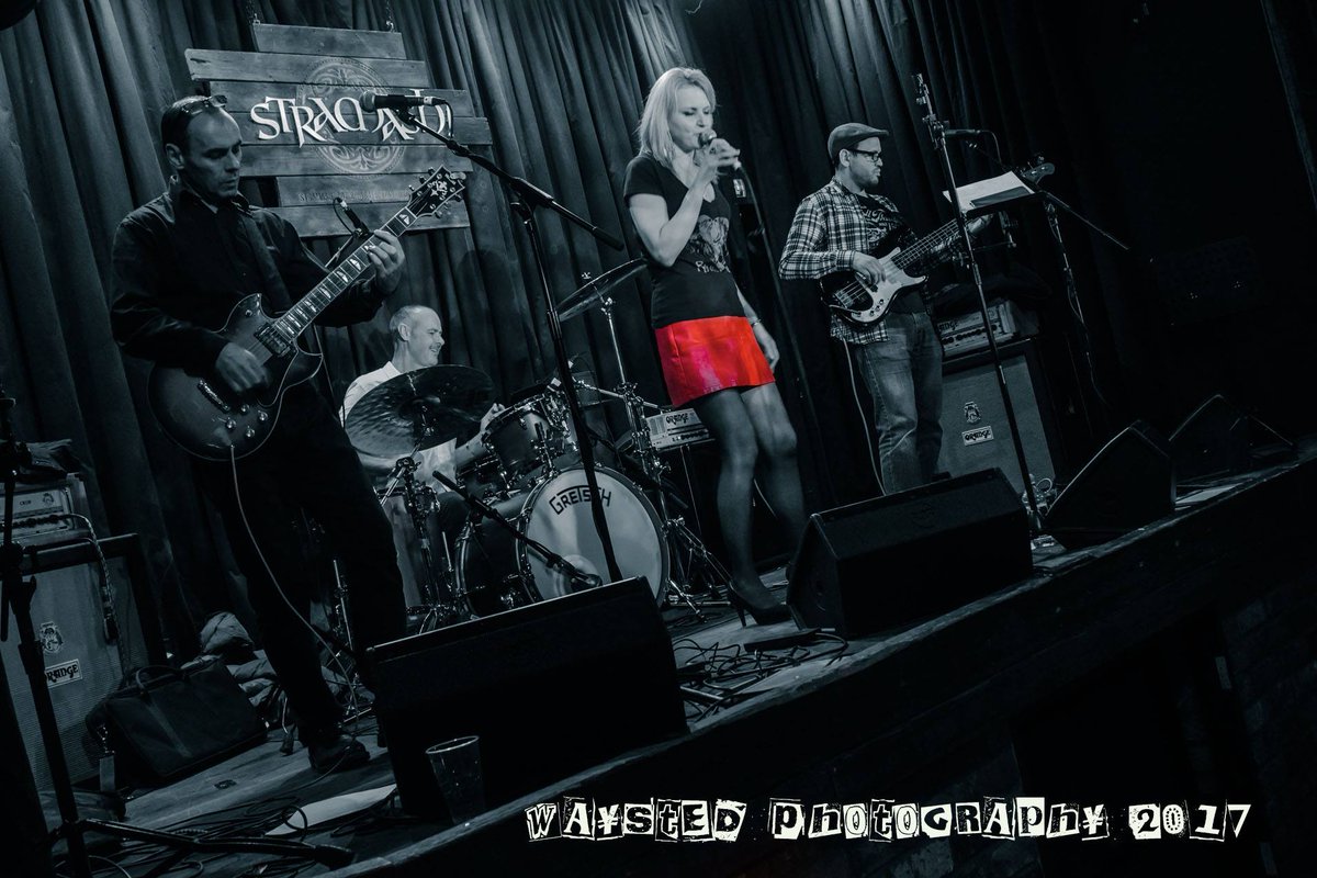 Missyfifsinger's tweet photo. Singing tomorrow, Sun night with my band Fi &amp; The Funk Rockers @StramashEdin from 10pm-12am come and join us for a drink and a dance. #fiandthefunkrockers #stramashedinburgh #sunnight #Rock #Pop #Funk #Blues https://t.co/9YhLGBh96R