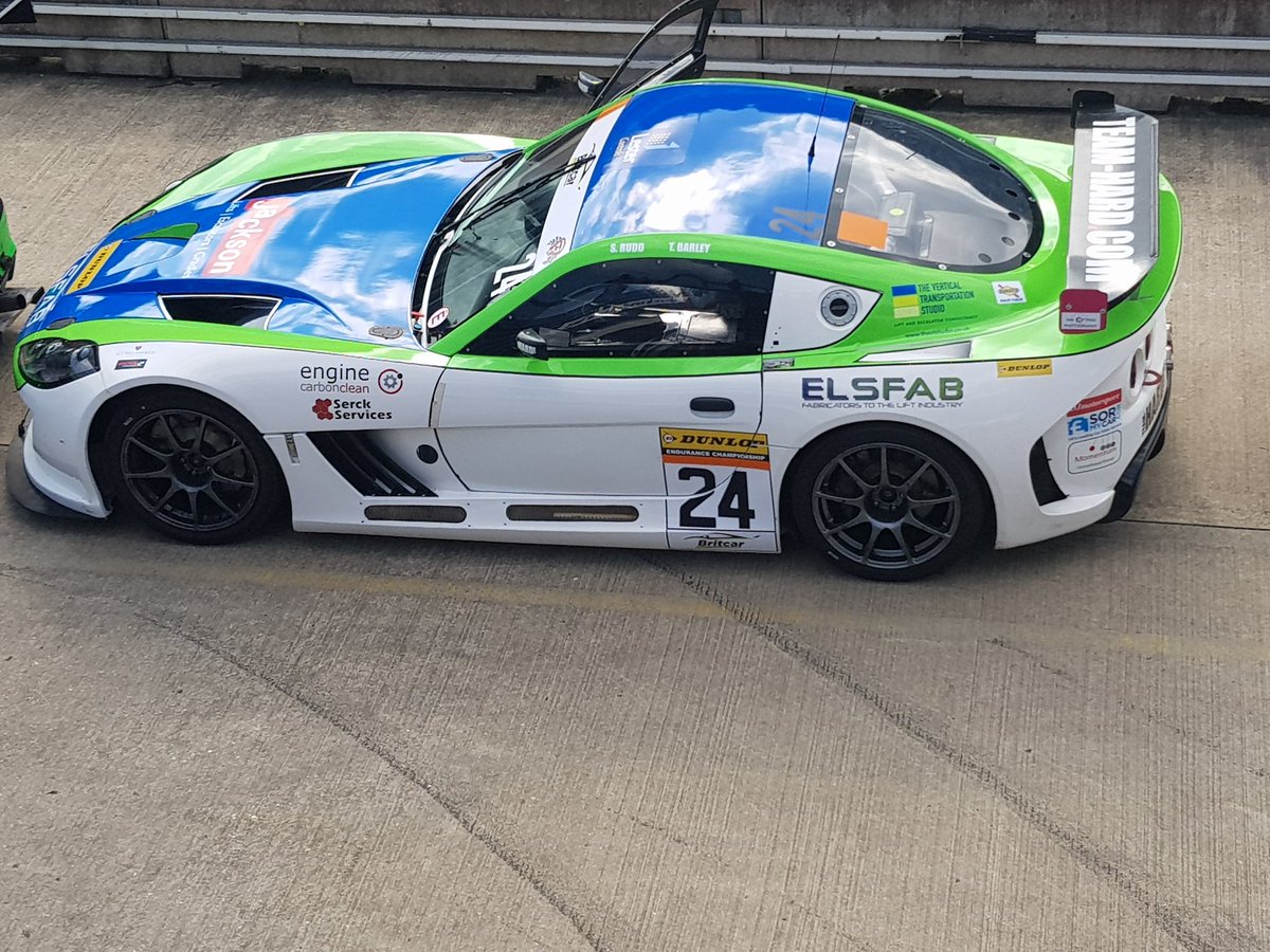 momentumcongrp's tweet photo. We are out supporting @SimonRudd_24 in the first Britcar Endurance Championship race of the season! Can you spot out logo on the car!? #proudsponsor #racing #sponsor https://t.co/OOdFkWPPsH