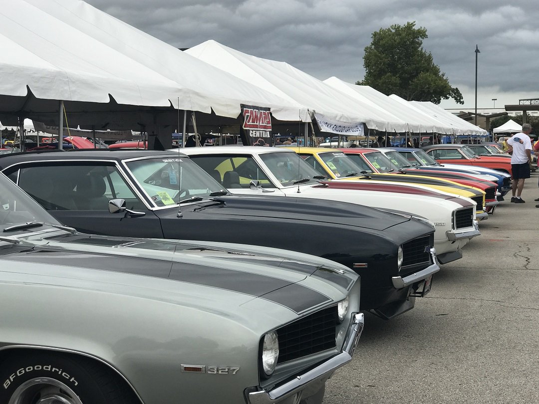 BandMRacing's tweet image. Looking to save some money and get your car ready for upcoming shows? @PIspeedshops is helping you save up to $75 in mail-in rebates when you purchase B&amp;amp;M, @Flowmaster1, and @HurstShifterUSA products throughout April 2018! #bmracing #flowmaster #hurst