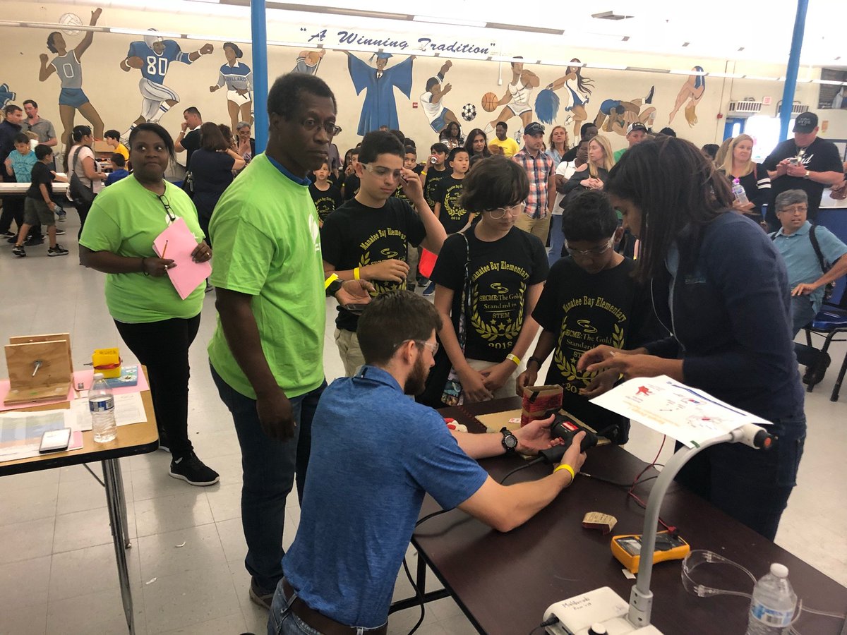 ManateeBayElem's tweet photo. Our @MANATEESTEM1 SECME teams in action @CityofWeston @browardschools @hdevaughn @BrowardSTEM @paulah849 #BCPSSECME https://t.co/QBUm5F8ouZ
