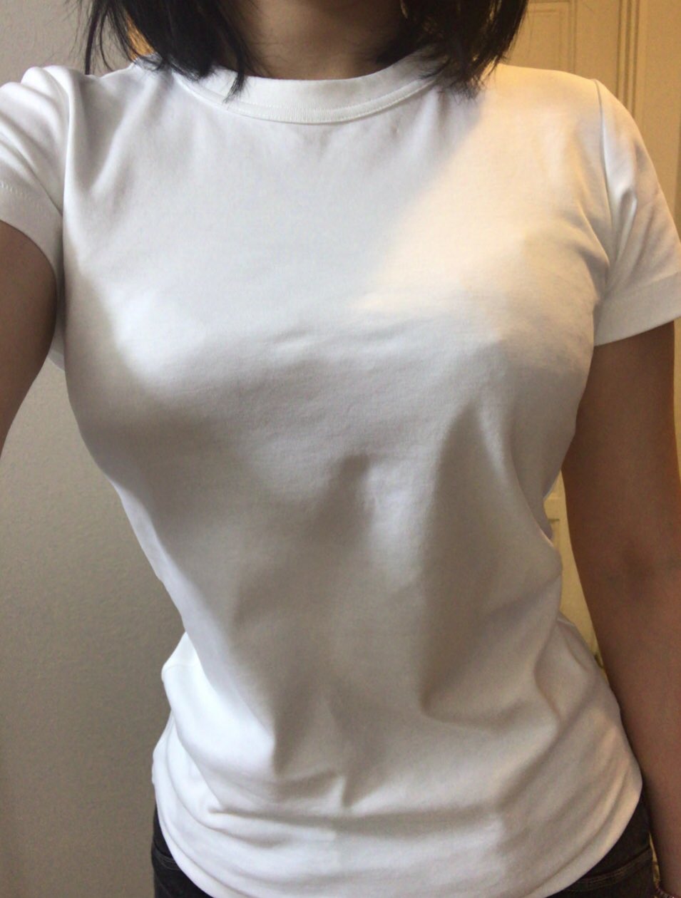 元鈴木さん Uniqlo Uのクルーネックtシャツ 大企業の恐ろしいパワーを感じるtシャツ Uniqloのtシャツは白は 透けると思い込んでいたけれど こいつはどうやら様子が違う 綿100 さわやかで厚手の生地で下着が透けない そして 1000には絶対見えない 元鈴木さん Uniqlo Uのクルーネックtシャツ 大企業の恐ろしいパワーを感じるtシャツ Uniqloのtシャツは白は 透けると思い込んでいたけれど こいつはどうやら様子が違う 綿100 さわやかで厚手の生地で下着が透けない そして 1000には絶対見えない
