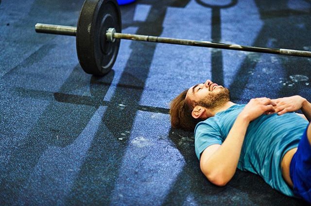 abschofield's tweet photo. A Friday 13th work out. 
@crossfit @reebokuk @rogue 
Pushing hard. Achieving results. 
#crossfit #photography #lifestyle #fit #healthy #project #tw #strong #wod #gym #box #nikon https://t.co/PIfJzyfLkt