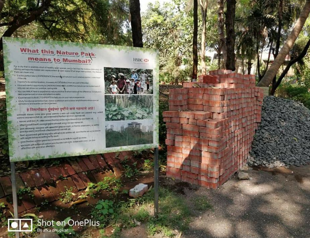 SaveMNP's tweet photo. It's impossible to understand how despite @Dev_Fadnavis and @SMungantiwar wanting to #SaveMNP , 

MMRDA isn't handing it over to Forest Department.

#MMRDALeaveMNP

Log on to https://t.co/4Qed5xx6OL to file complaints https://t.co/GbHK9trJ38