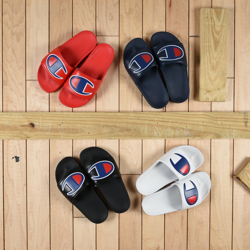 kids foot locker slides