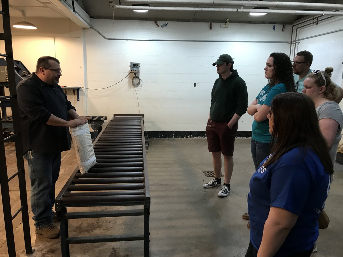 Mrs_Brown57's tweet image. Mushroom Research Center and Poultry Education &amp;amp; Research Center ✅ So much learning happening today!! #MSU2PSU