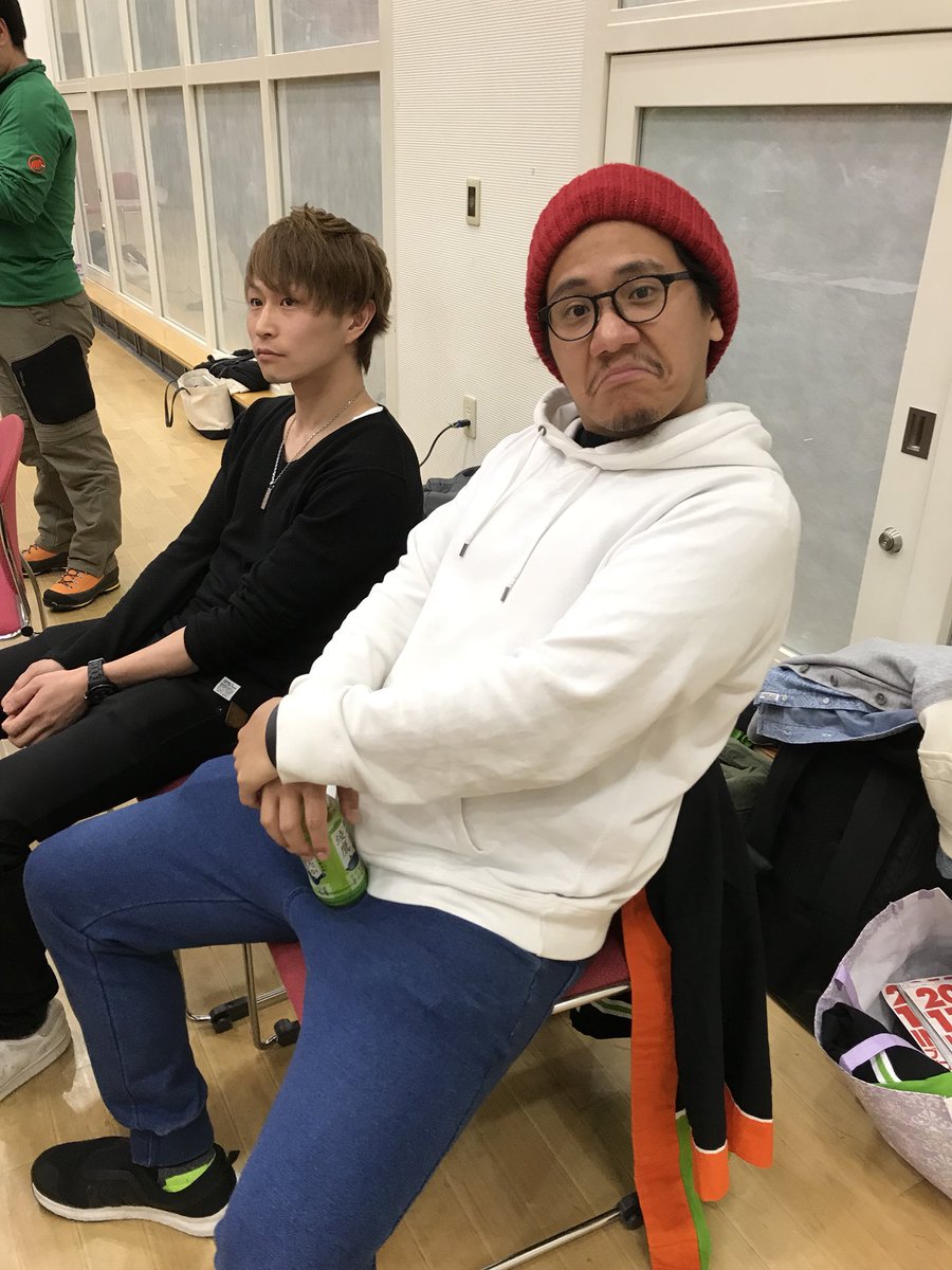 navy_bremen's tweet photo. 【北海道の楽しい100人】学生アルバイト時代からの恩師 長谷川さんに声をかけていただき、スピーチさせていただきました‼︎関係者の皆さん、登壇者の皆さん、聞きに来てくれた皆さん、本当にありがとうございました(^^)地元 北海道を盛り上げていけるよう精進します‼︎
#100min
#北海道150年 https://t.co/LwZBgIPK2T