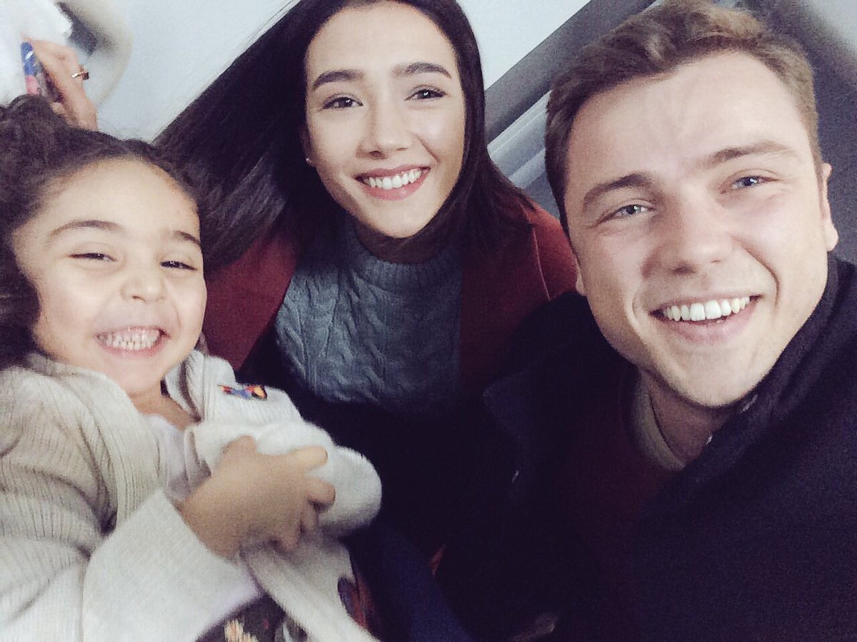 Yenisi için eller semaya burdayız gençlik bırakmak yok elli bin attık kaldı elli bincik HerDemAşk YavBah