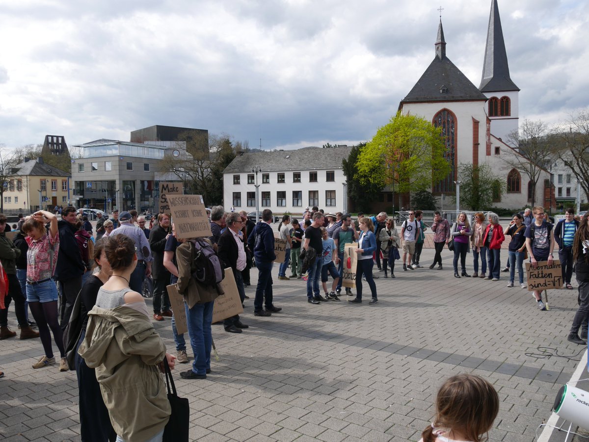 ScienceMarchTRI's tweet image. We are done for today. Here are a few more impressions from the #MarchForScience in #Trier. While we hoped for a bit more participation, it was overall a great day.

A big thank you goes out to our speakers and all participants. We hope to see you back next year.