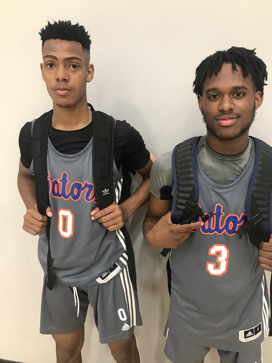 _FearlessElite_'s tweet photo. Gators Elite Silver Gets 1st Win Of The Day Against Dallas Hoyas 74-46 In @ZGSelectMBB Adidas Dallas Invitational.. @therealkferg3 (#3) Finished With 16points &amp; 7assists. @Ot_ballislife1 Finished With 22points https://t.co/x3GQ6Ua1Sf