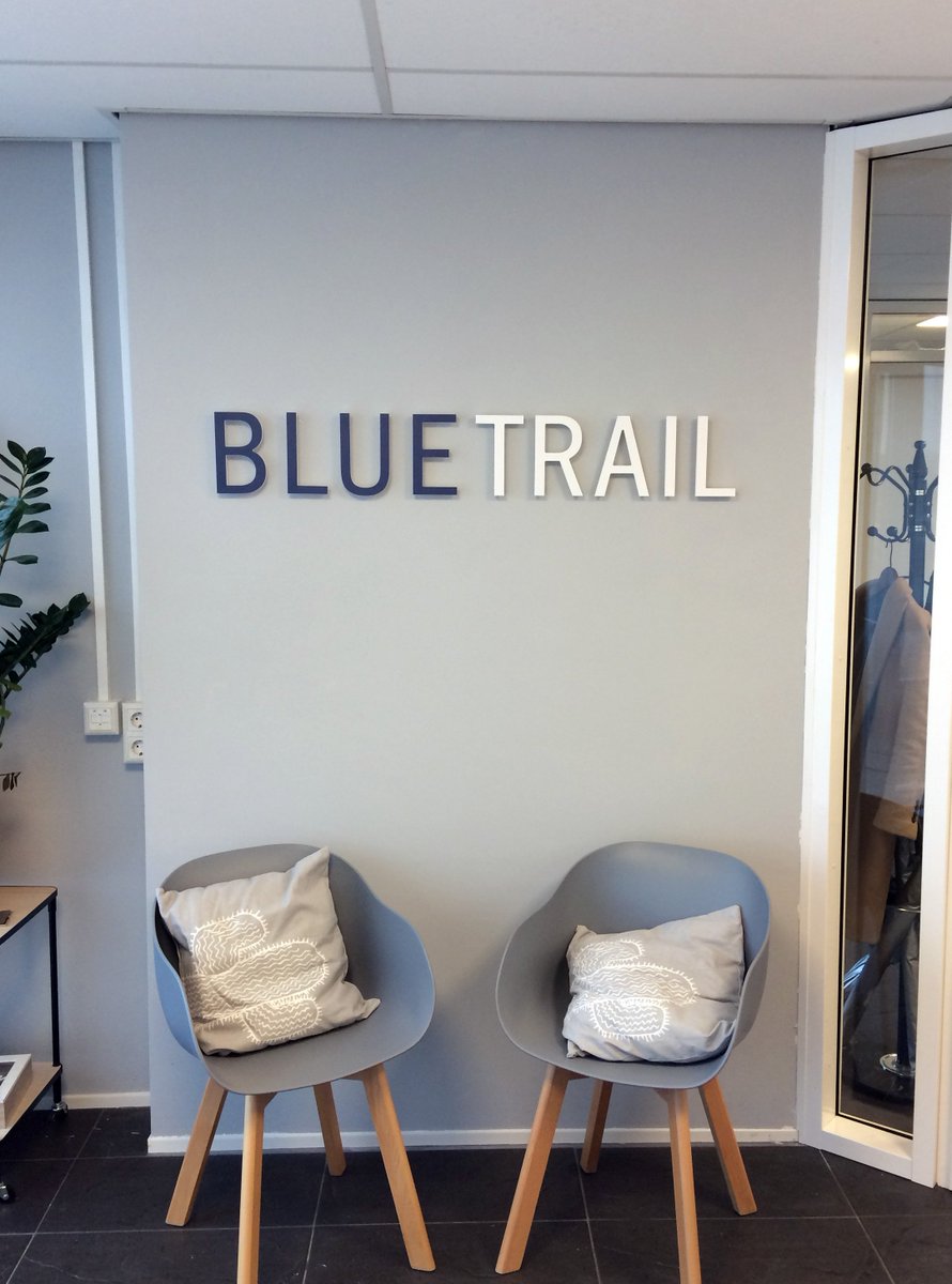Raambelettering en freesletters <a href="/BlueTrail_IT/">BlueTrail IT</a>