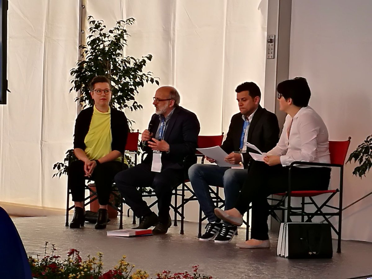 _SocialIT's tweet photo. L'intervento di oggi sulle #tecnologie per la disabilità e i progetti #H2020 che vedono il #Trentino protagonista #TSCW18 #TrentoSmart @trentosmart @UniTrento #Captain_eu https://t.co/UqoWOmhQnA