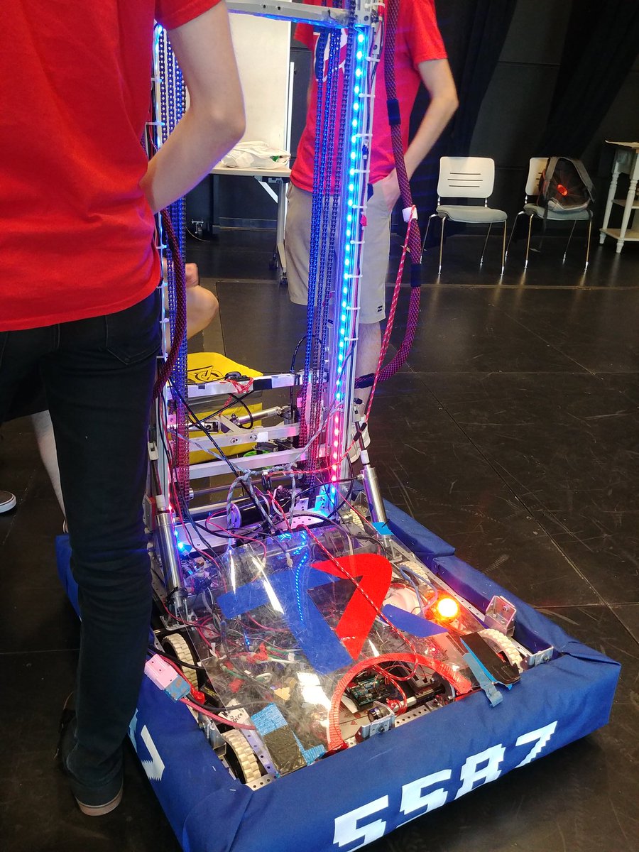 NOVASTEMDay's tweet photo. Great #STEM activities with @frc5587! #NOVASTEMDay https://t.co/DYo0Txovmw