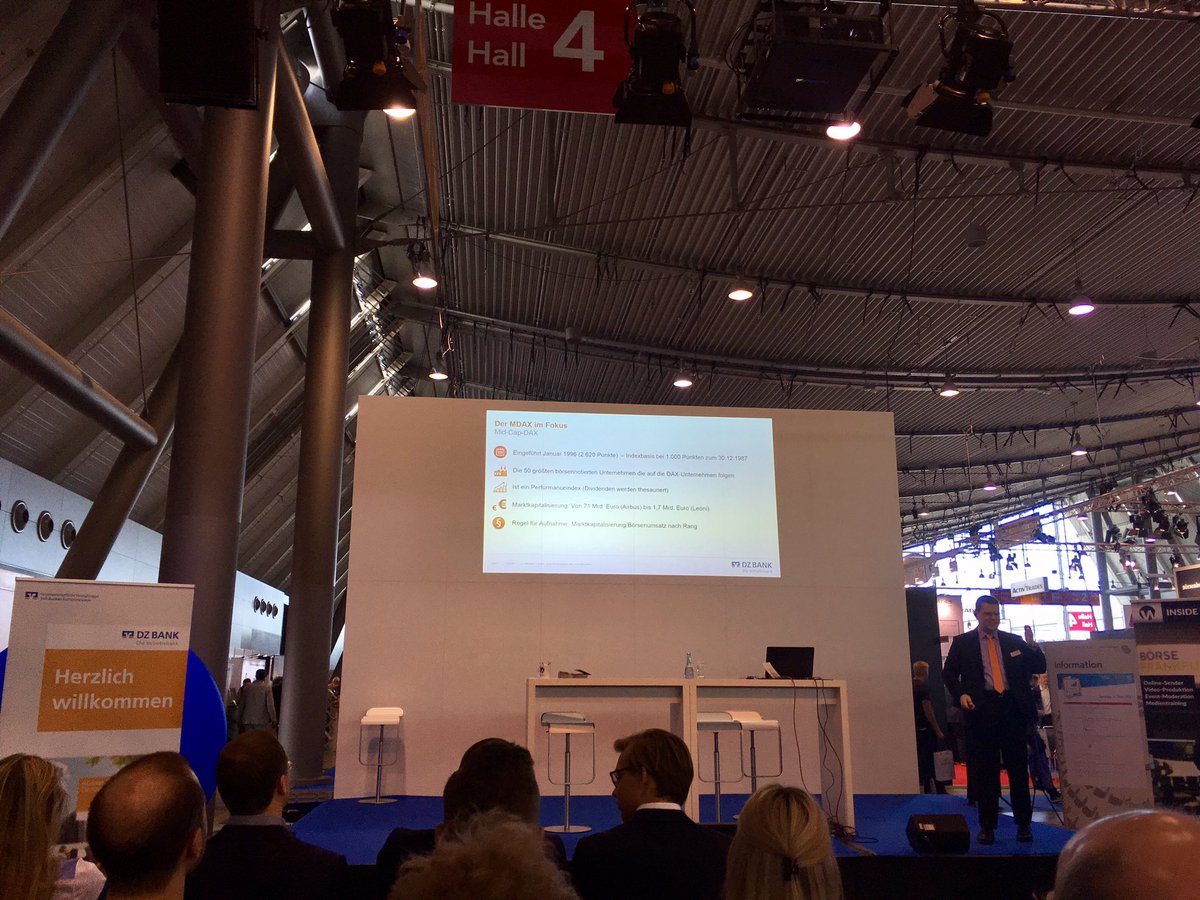 LudwigGroeber's tweet photo. Heute am #Tag2 der #invest18 sehr interessante Vorträge über den #MDAX und über #robotics gehört. Danke an die Vortragenden von der @dzbank und @UBS. https://t.co/lEuEnefwjv