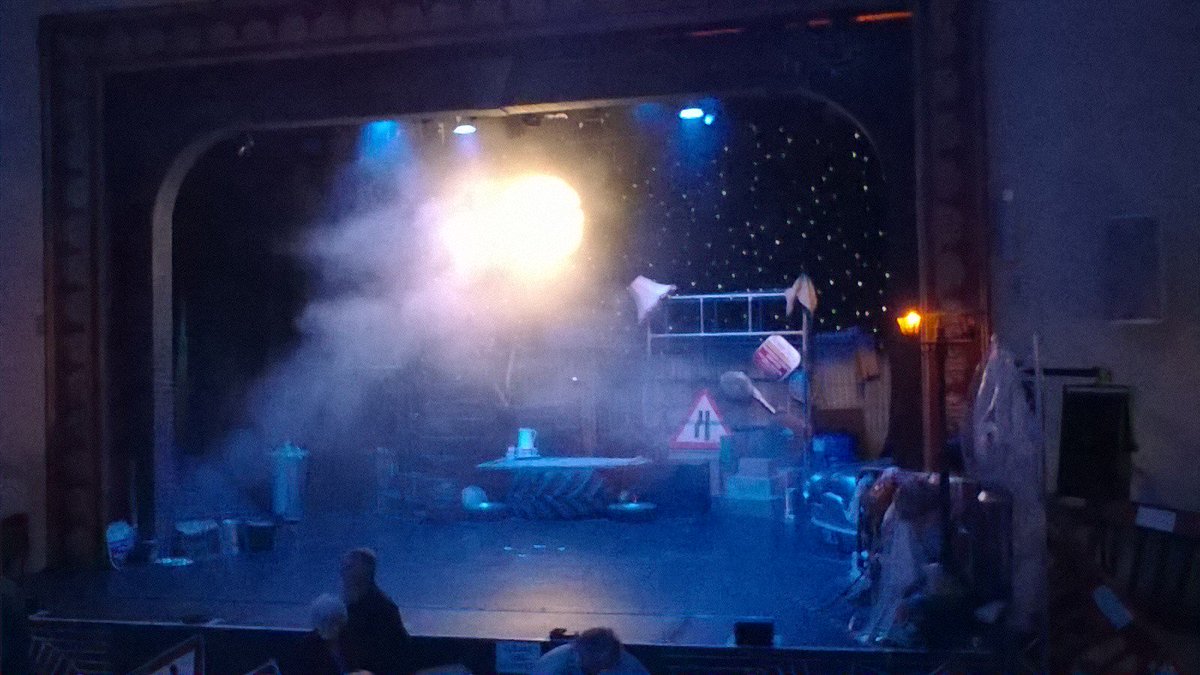 1stToftwood's tweet photo. 1st Toftwood Brownies really enjoyed watching @DerehamTC performance of Cats this afternoon. Well done to cast and crew! #cats https://t.co/x7kFI1OF3t