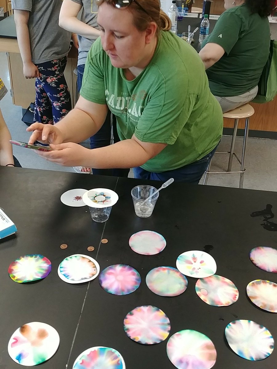 NOVASTEMDay's tweet photo. Chromatography &amp; chemistry at #NOVASTEMDay! https://t.co/hEDWl6xAmK