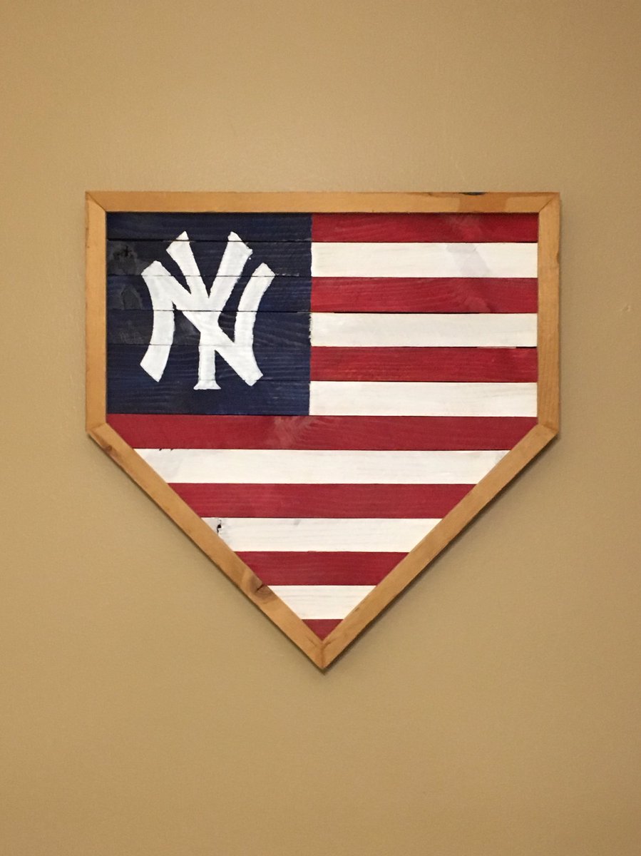 Simplifyimprove's tweet image. Reclaimed wood used for this #Handmade #Yankees Home plate 

Contact us to order your Custom #Patriotic #Rustic #Wood #Decor 

We can #Design Anything You can Think Up!