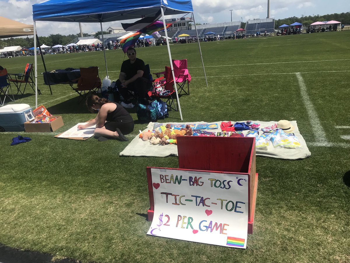 MandarinGSA's tweet photo. We are finally open for business! Bean bag toss with prizes, drinks & snacks for sale, & pride flags for sale. Come visit BTHS & help fundraise! #gsapride #RelayForLife https://t.co/nkp8wqQXsj