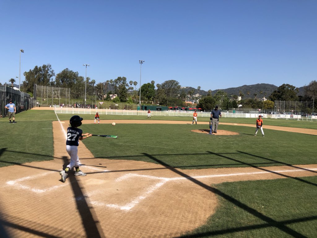 drkristifunk's tweet photo. Back in LA, blue skies, 82 degrees, and so excited to watch our 3 monkeys rock their baseball game! #triplethefun https://t.co/tAlBFjjgvF