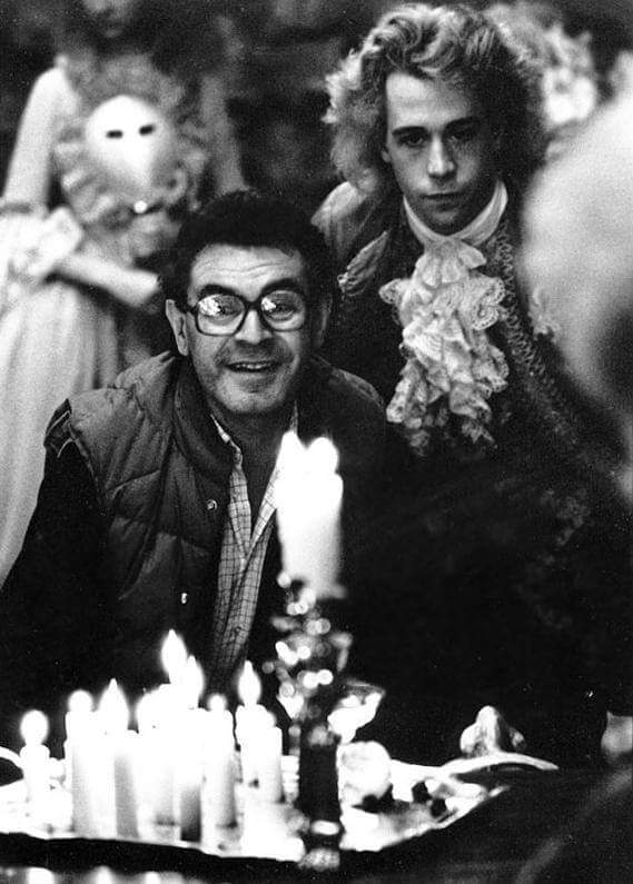 NosAnneesL's tweet photo. #MilosForman on the set 2/2
with #JackNicholson, #JamesCagney, #TomHulce, #ColinFirth and #MegTilly https://t.co/qWIXRiBEhl