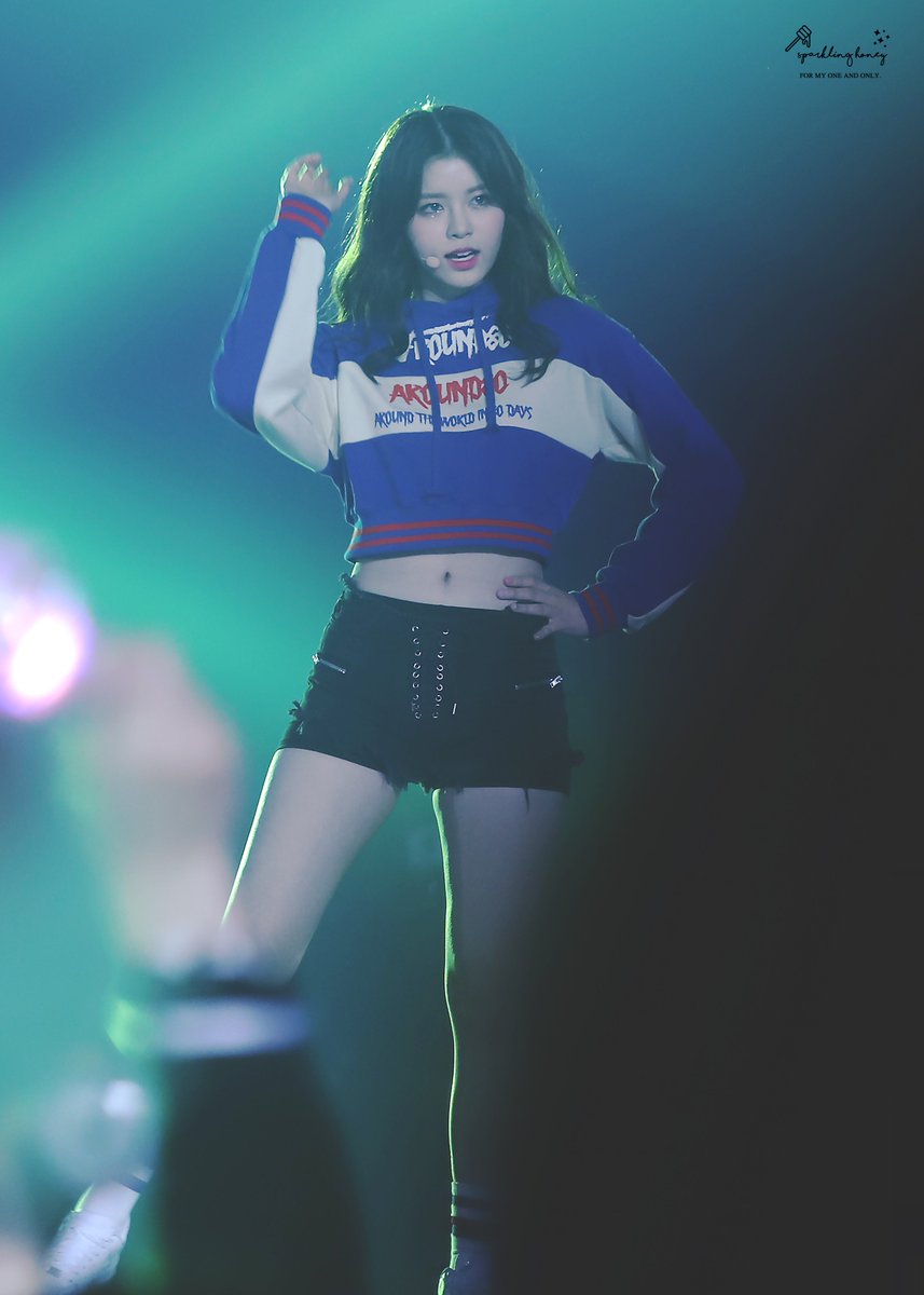 961121_SH's tweet photo. 180413 KCON HD
Bang🔫
#구구단 #gugudan #장소진 #소이 
#Soyee
@gu9udan
https://t.co/zACvqwbJfE
https://t.co/XwYFOtnGWD https://t.co/u19tkMzUF7