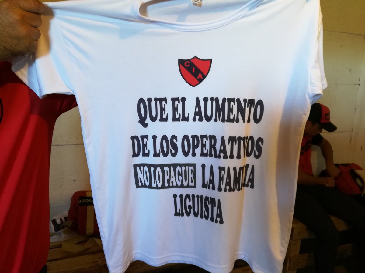 CancherosOK's tweet photo. #LigaB #Fecha3 En Abasto, el Rojo y Ringuelet apoyan a la manifestación.
@IndDeAbasto - @CfrFutbol https://t.co/0uqWYyi4Cq